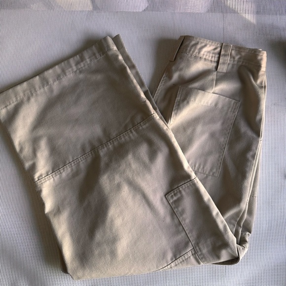 DLSSH Women’s wide legs Cargo pants size 8 TAN - Picture 5 of 10